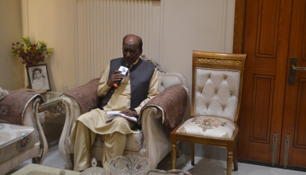 Event in honor of Noor Amrohvi by Mahmood Ahmed Khanb, Sakinan e Shahar e Quaid